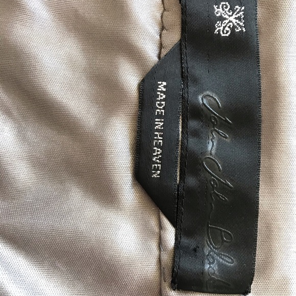 Mini skirt - Embroidered - Picture 3 of 4